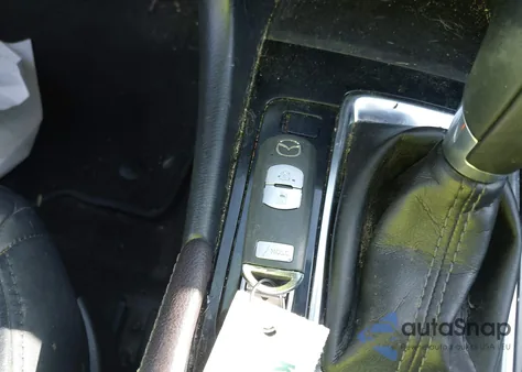 2018 Mazda Mazda3 Touring z USA, uszkodzony, nr VIN 3MZBN1L36JM254846